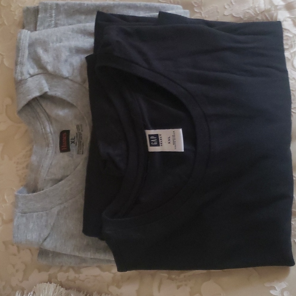 Set of 2 T-shirts